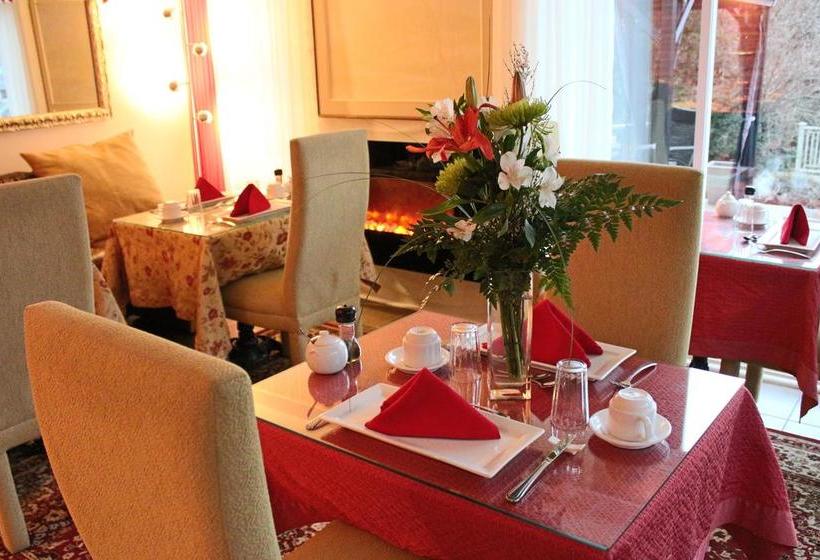 Bed and Breakfast Auberge La Belle Victorienne Et Spa | Magog | Quebec | Canada 5