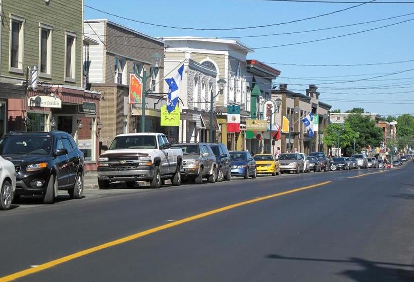Bed and Breakfast Auberge La Belle Victorienne Et Spa | Magog | Quebec | Canada 7