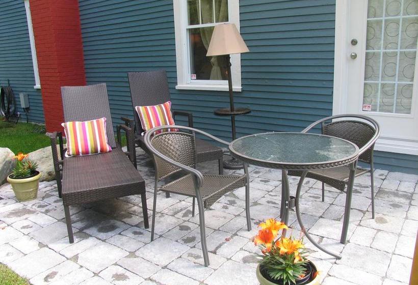 Bed and Breakfast Auberge La Belle Victorienne Et Spa | Magog | Quebec | Canada 9