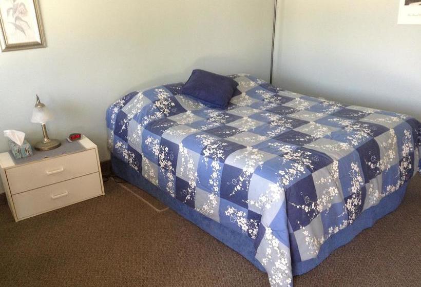 Motel De La Montagne | Magog | Quebec | Canada 11