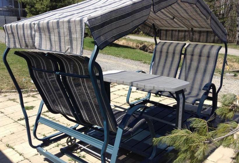 Motel De La Montagne | Magog | Quebec | Canada 6