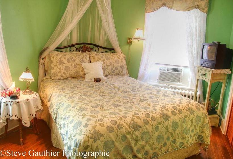 Bed and Breakfast Ici Et Maintenant | Magog | Quebec | Canada 16