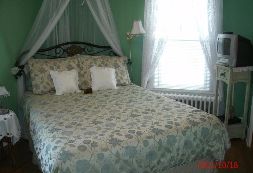 Bed and Breakfast Ici Et Maintenant | Magog | Quebec | Canada 6