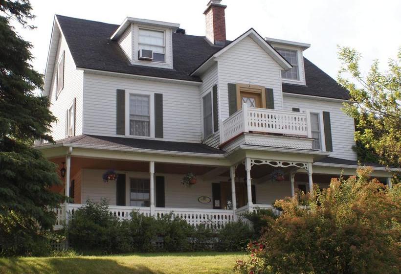 Bed and Breakfast Au Manoir De La Rue Merry Magog Quebec