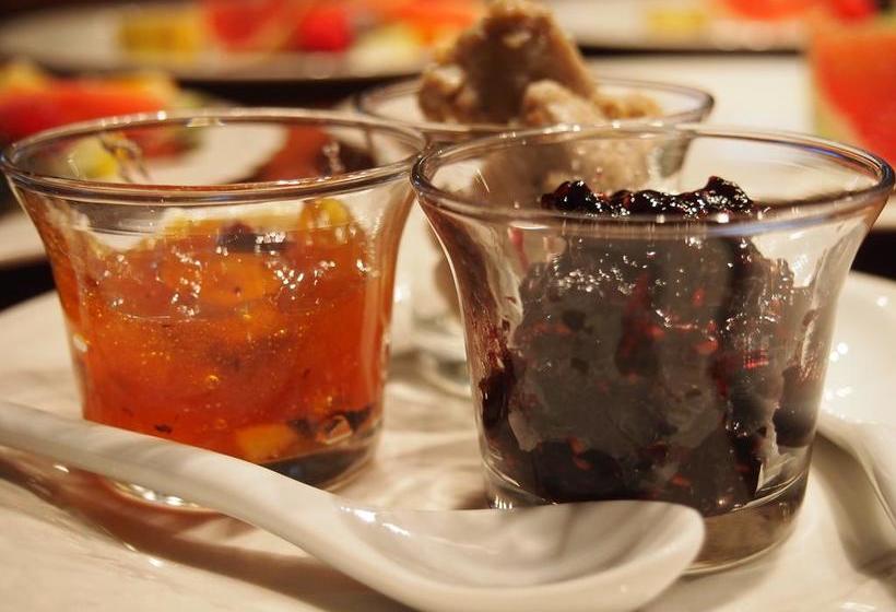 Bed and Breakfast Au Manoir De La Rue Merry | Magog | Quebec | Canada 13