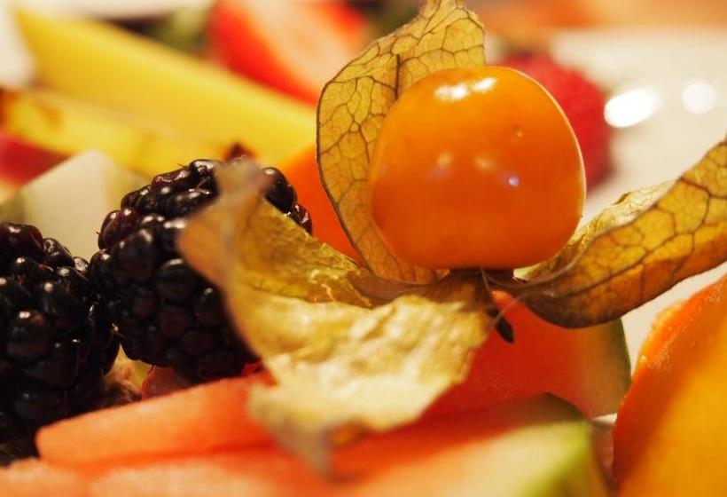 Bed and Breakfast Au Manoir De La Rue Merry | Magog | Quebec | Canada 16