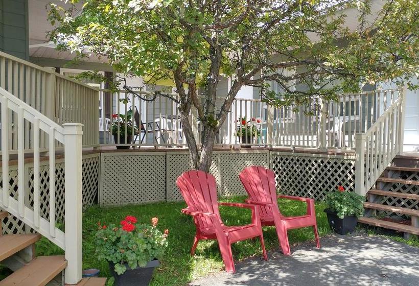 Motel De L Outlet | Magog | Quebec | Canada 3