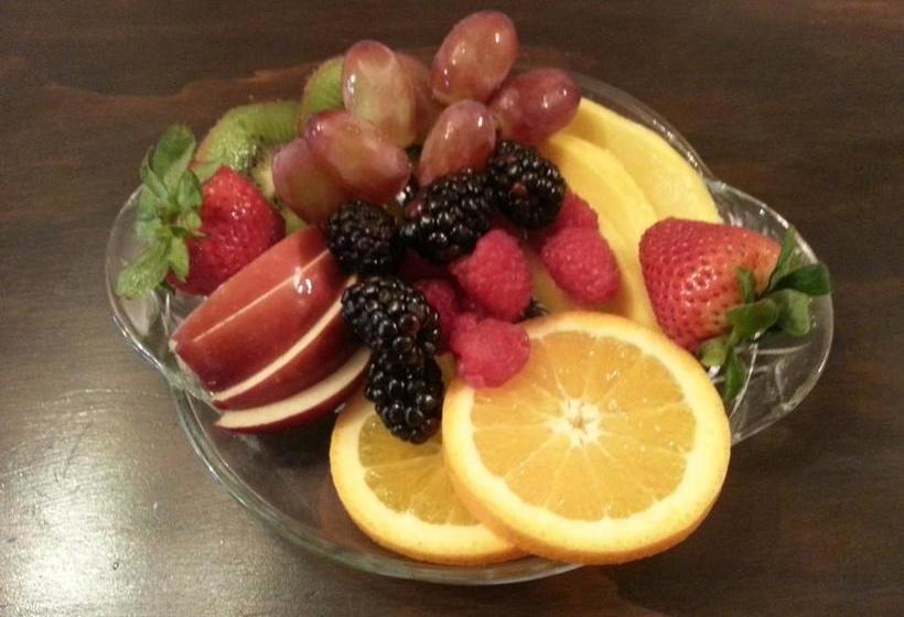 Au Gîte Du Cerf Argenté B&b | Magog | Quebec | Canada 18