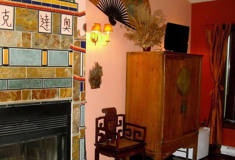 Au Gîte Du Cerf Argenté B&b | Magog | Quebec | Canada 20