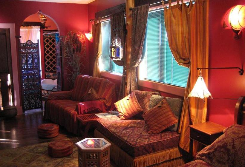 Au Gîte Du Cerf Argenté B&b | Magog | Quebec | Canada 6