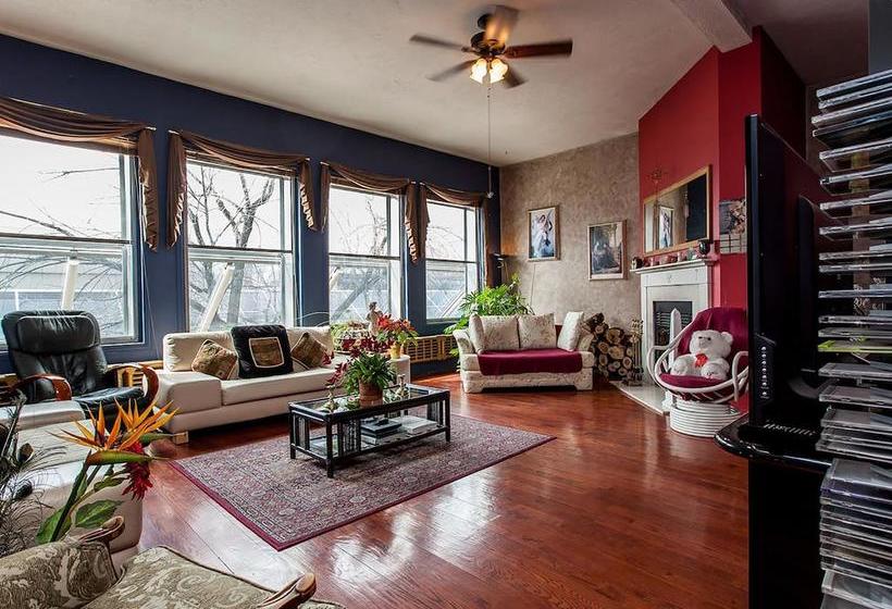 Bed and Breakfast Double Room With Terrace | Montreal | Quebec | Canada 1