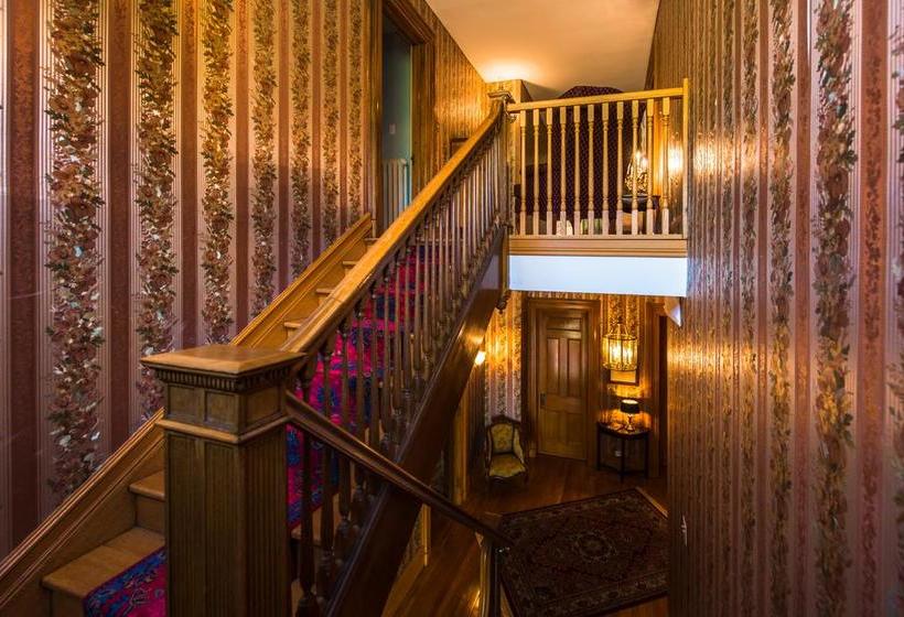 Bed and Breakfast Château La Motte | Woodstock | Ontario | Canada 20