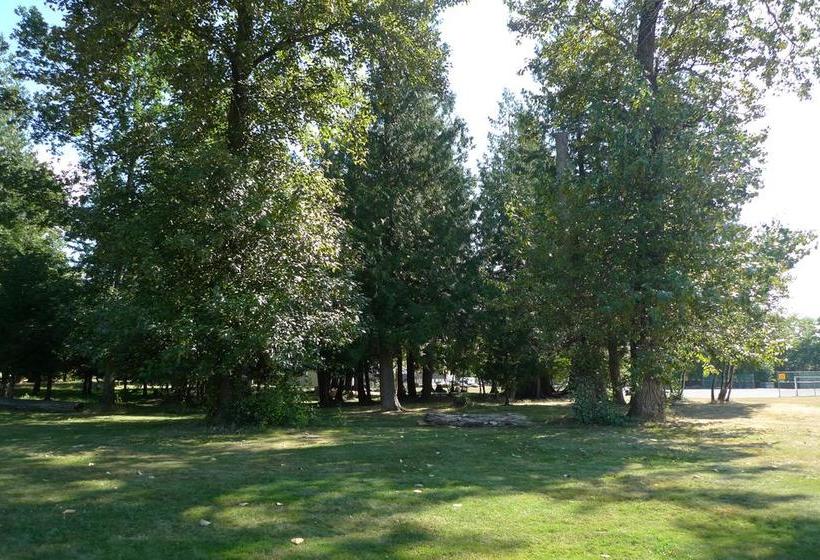 Bed and Breakfast Vancouver Garden Family Suite For Six | Vancouver | British Columbia | Canada 2