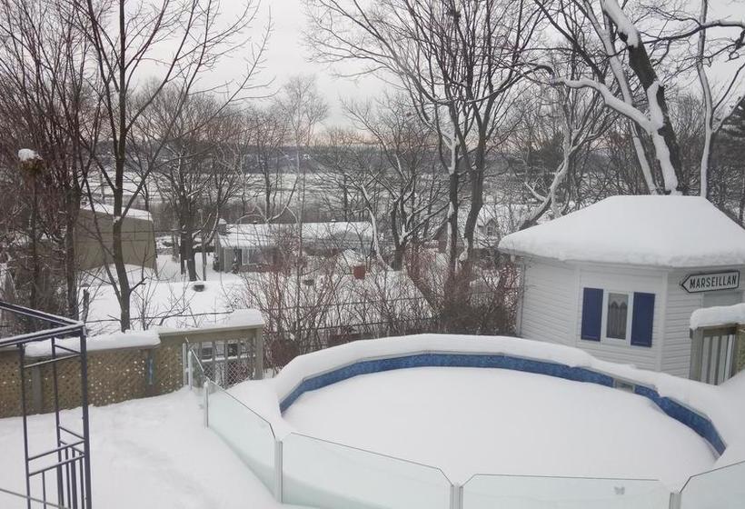 Bed and Breakfast Gîte Au Gré Du Vent | Quebec | Quebec | Canada 13