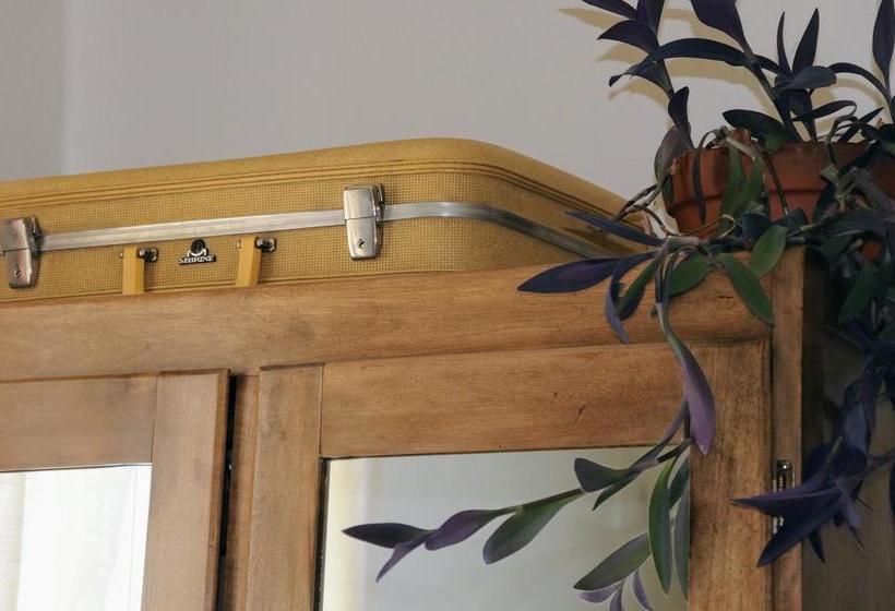 Hostel Auberge De Jeunesse  Les Mains Tissees | La Baie | Quebec | Canada 12