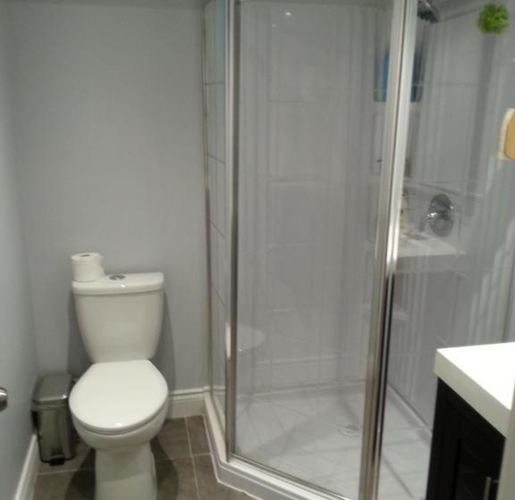 Bed and Breakfast Moments... | Toronto | Ontario | Canada 10