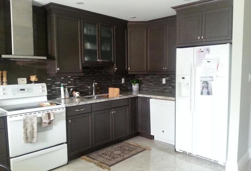 Bed and Breakfast Moments... | Toronto | Ontario | Canada 6