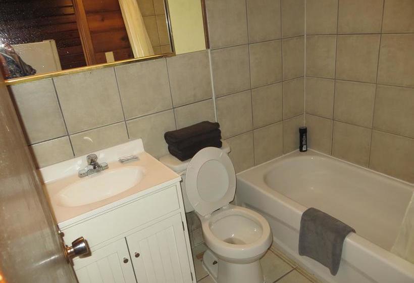 The House Motel | Rocky Mountain House | Alberta | Canada 9