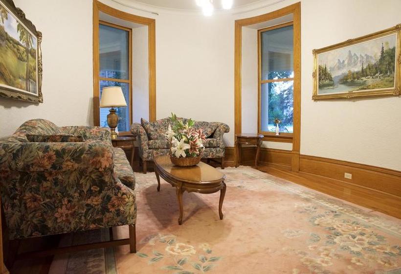 Bellas Castle Bed And Breakfast | Morden | Manitoba | Canada 2