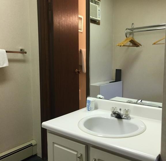 Motel Leroys Motor Inn | Strathmore | Alberta | Canada 7