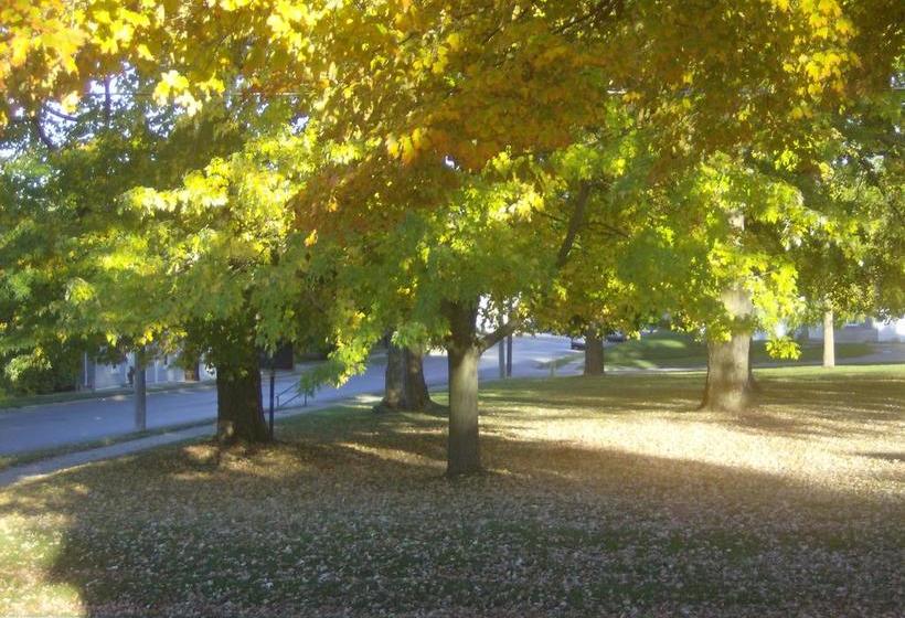 Courthouse B&b | Picton | Ontario | Canada 4