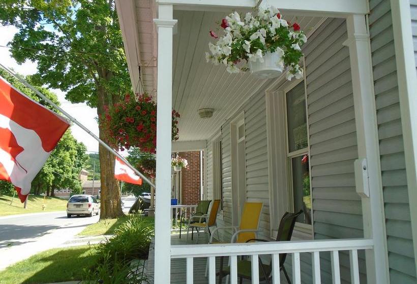 Courthouse B&b | Picton | Ontario | Canada 9