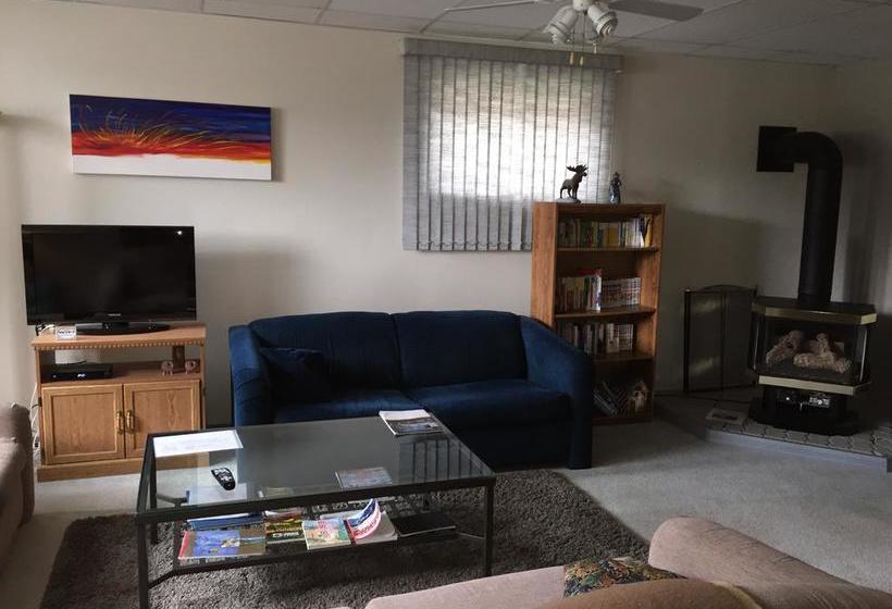 Bed & Breakfast Monarch | Canmore | Alberta | Kanada 1