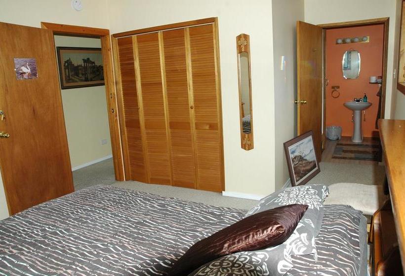 Estuary House B&b | Courtenay | British Columbia | Canada 11