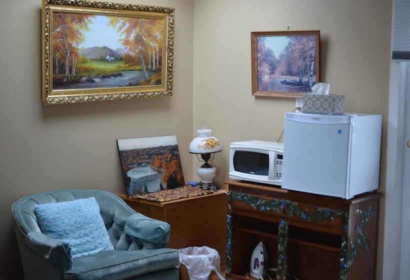 Estuary House B&b | Courtenay | British Columbia | Canada 7