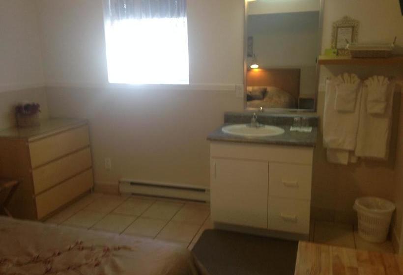 Bed and Breakfast Gîte Au Pignon Vert Stefoy | Quebec | Quebec | Canada 16