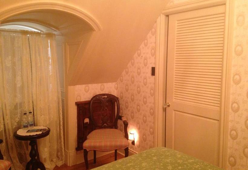 Bed and Breakfast Auberge J.a Moisan | Quebec | Quebec | Canada 12