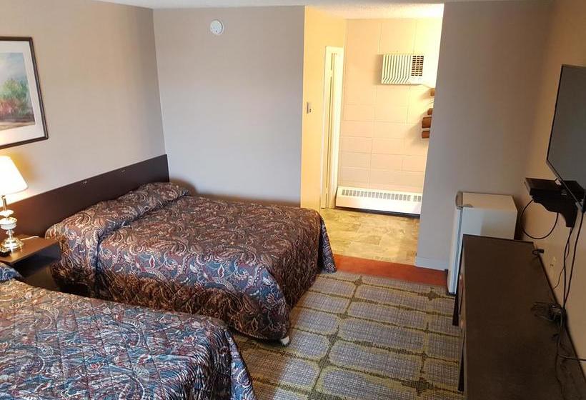 Alaskan Motel | Fox Creek | Alberta | Canada 1