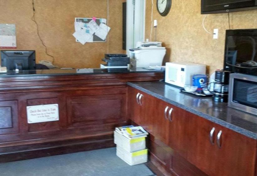 Alaskan Motel | Fox Creek | Alberta | Canada 14