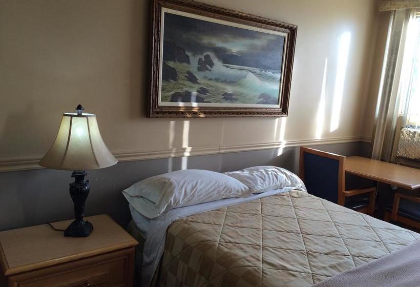 Motel Lustre D Or | Quebec | Quebec | Canada 11