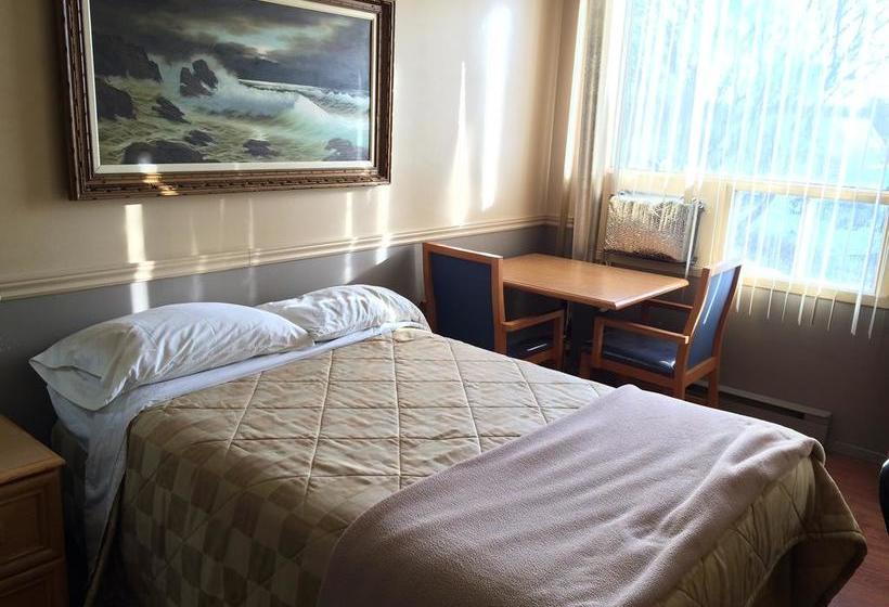 Motel Lustre D Or | Quebec | Quebec | Canada 9