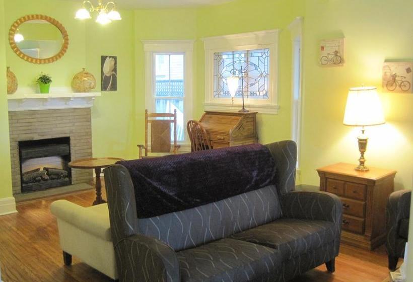 Bed and Breakfast Niagara Gorgeview Inn | Niagara Falls | Ontario | Canada 12