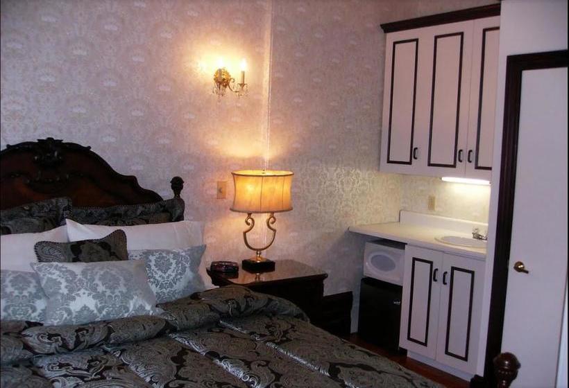 Bed and Breakfast Gite Royal Dumontier | Quebec | Quebec | Canada 1