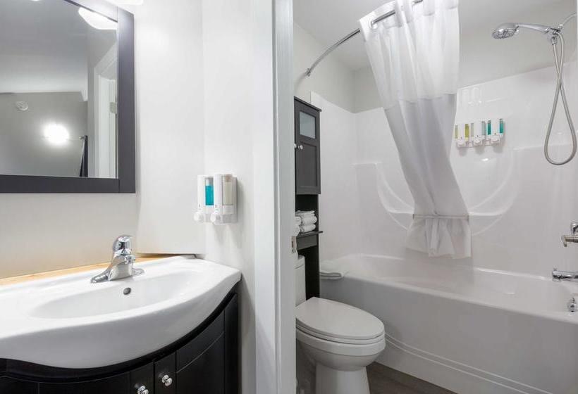 Motel Sunrise Inn & Suites | Fort Nelson | British Columbia | Canada 9