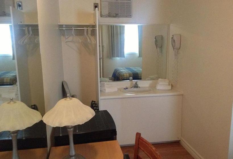 Motel Chevalier | Quebec | Quebec | Canada 13