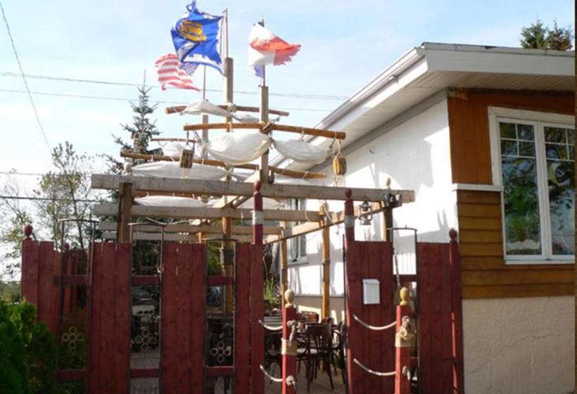 Bed and Breakfast L Oasis Du Pirate