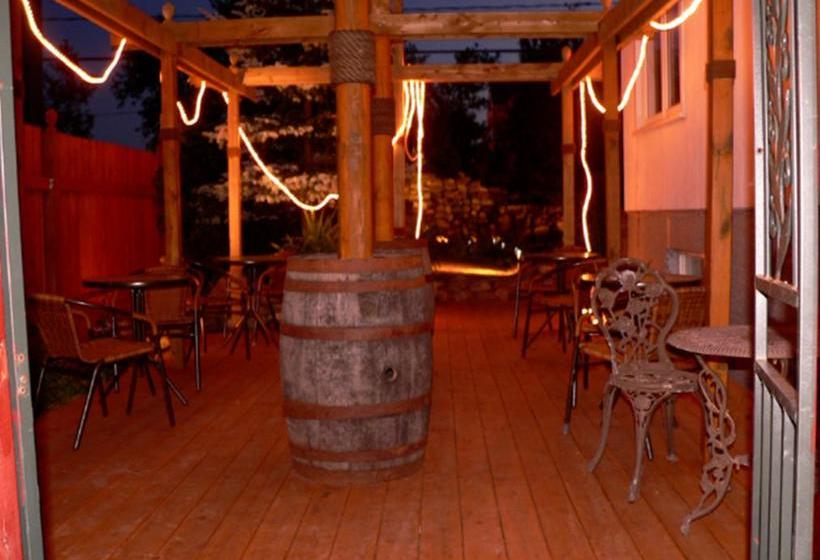 Bed and Breakfast L Oasis Du Pirate | Quebec | Quebec | Canada 13