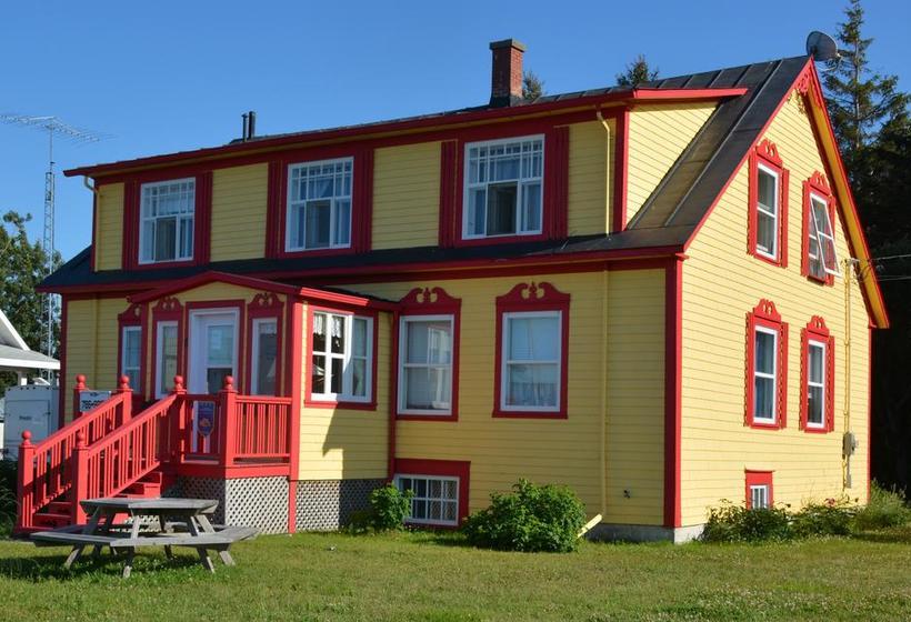 Bed and Breakfast La Maison Entre Mer Montagnes | Cap-Chat | Quebec | Canada 15
