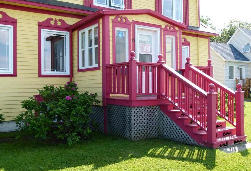 Bed and Breakfast La Maison Entre Mer Montagnes | Cap-Chat | Quebec | Canada 19