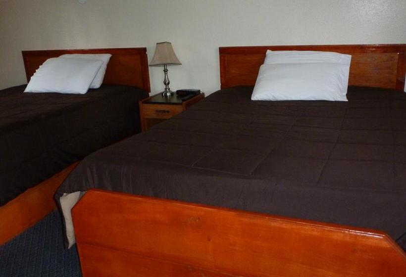 Motel Rocky Inn | Valemount | British Columbia | Canada 2