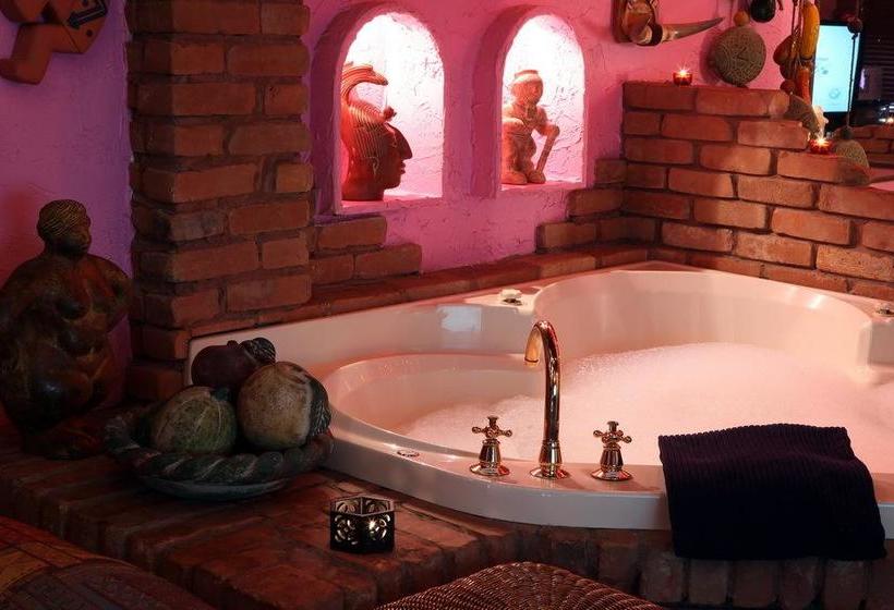 Mariaggi S Theme Suite Hotel & Spa Winnipeg Manitoba