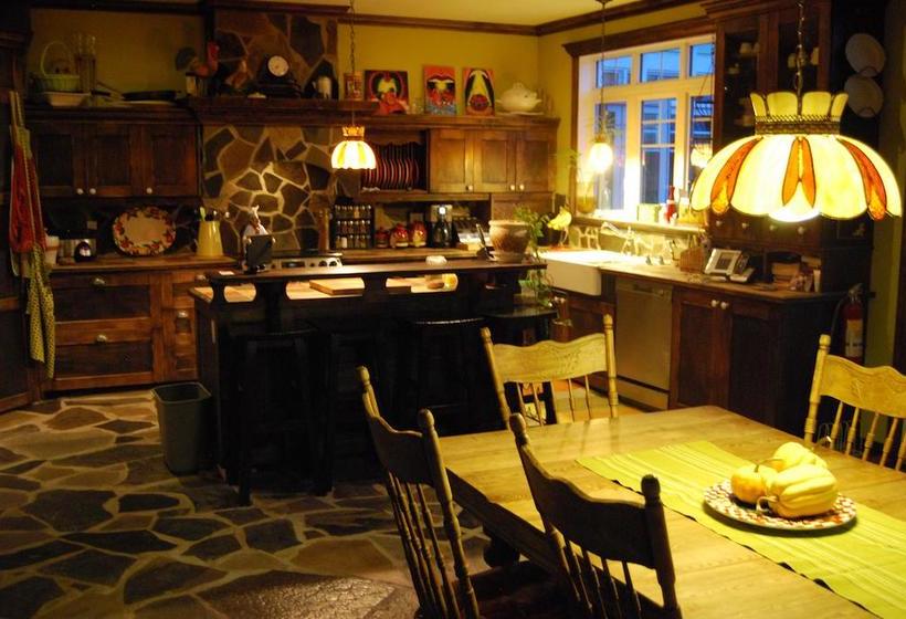 Bed and Breakfast Le Gite Du Huart | Quebec | Quebec | Canada 3