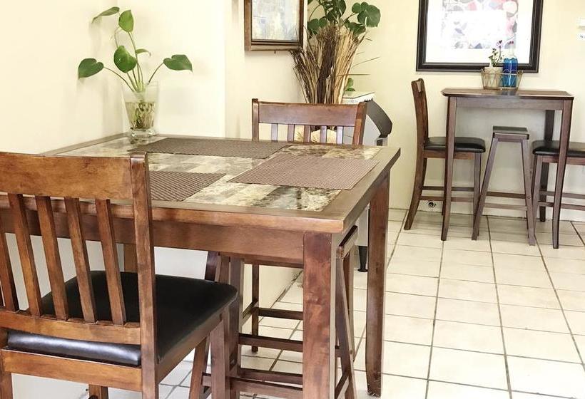 Motel Seasons Motor Inn | Halifax | Nouvelle-écosse | Hôtels au Canada 4