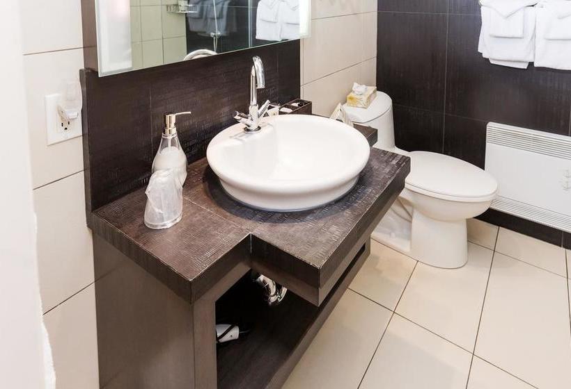 Petit Hôtel  Café Krieghoff | Quebec | Quebec | Canada 17