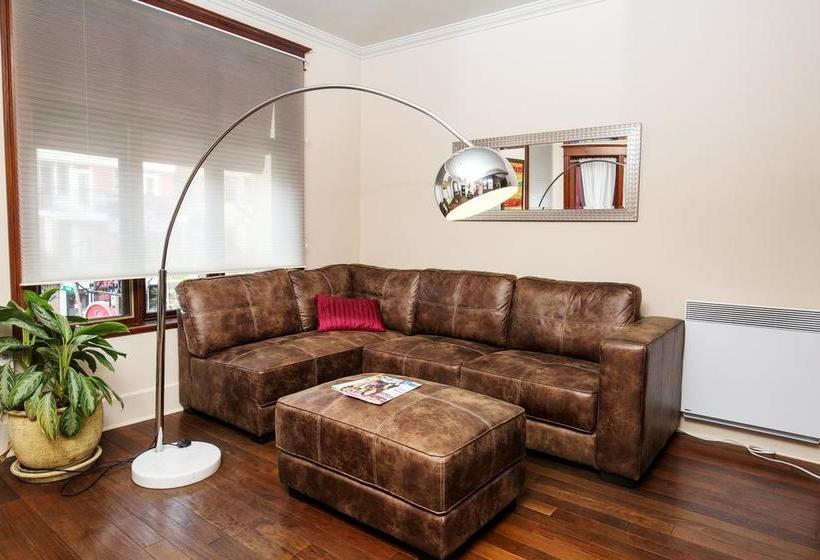 Petit Hôtel  Café Krieghoff | Quebec | Quebec | Canada 3