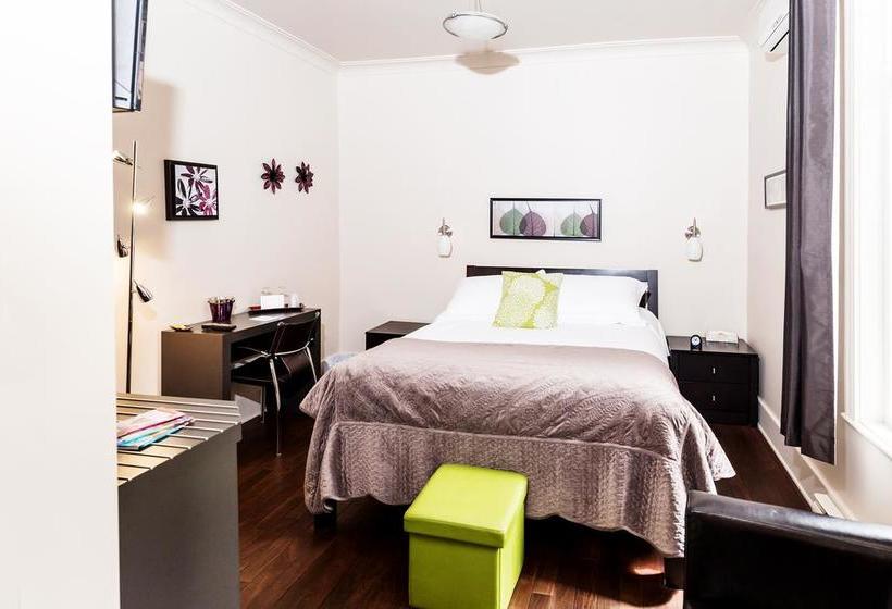 Petit Hôtel  Café Krieghoff | Quebec | Quebec | Canada 7